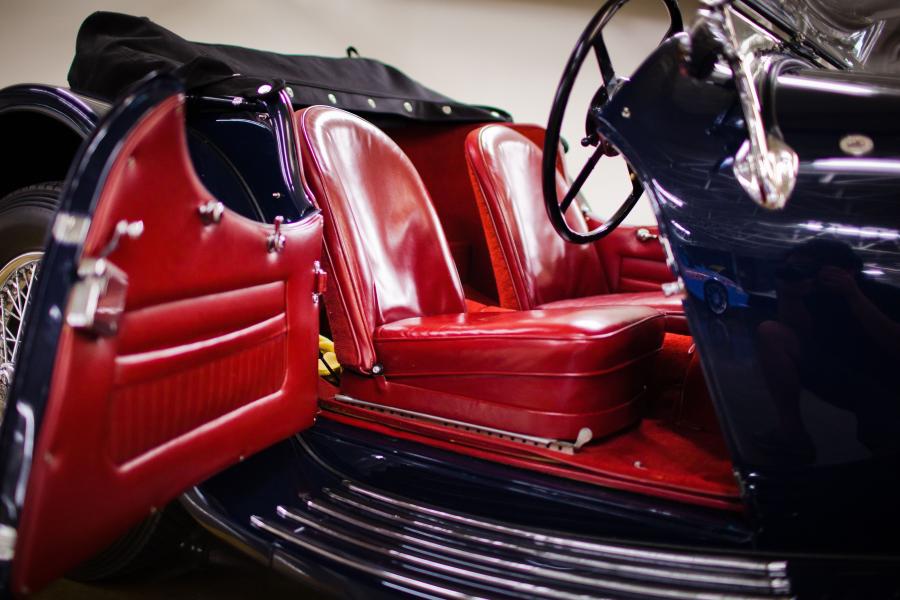  Jaguar SS100 3&frac12;-Litre Roadster 1938 года  (фото 21 из 53)